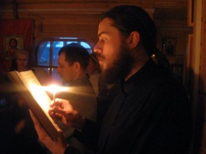 о. Борис читает Великий канон Андрея Критского