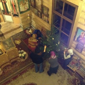 Праздник в доме сопровождаемого проживания
