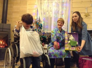 Праздник в доме сопровождаемого проживания