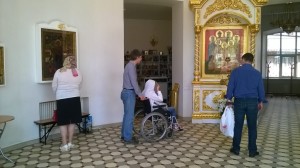 Храм